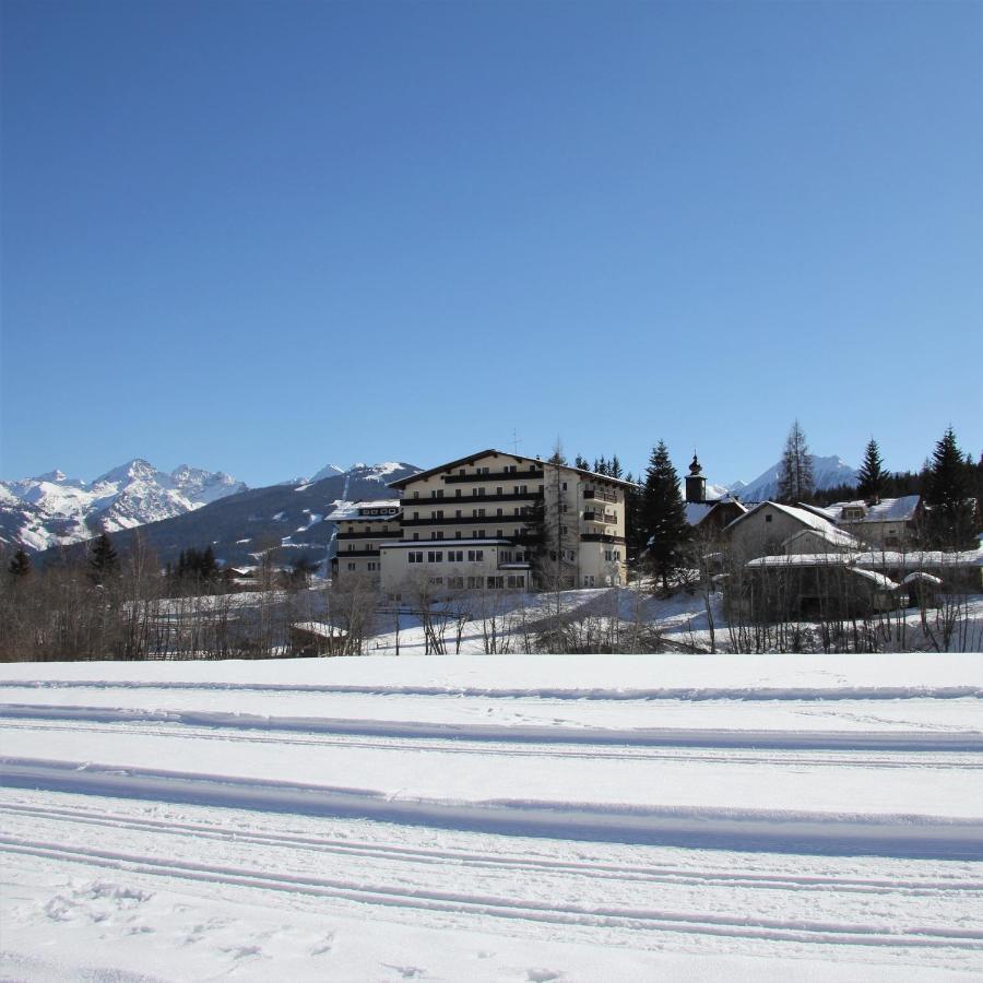 Hotel Post Ramsau am Dachstein Exterior photo